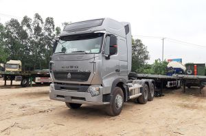 Xe đầu kéo howo  420Hp (6x4) cầu dầu